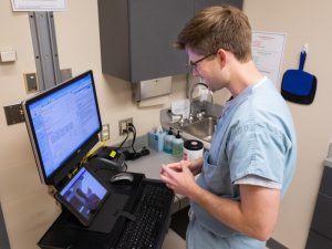 UMMC Doctor Performing Telehealth - Innovate Mississippi