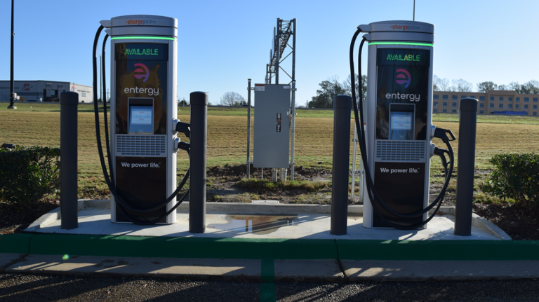 Read more about the article Entergy Mississippi Brings First Electric Vehicle Fast Chargers to Renaissance at Colony Park